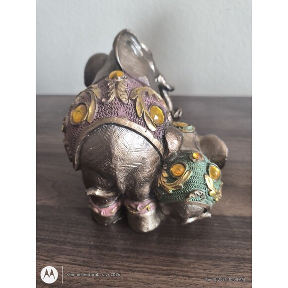 Alabastre European Style" Elephant & Baby Figurine - Picture 5 of 13